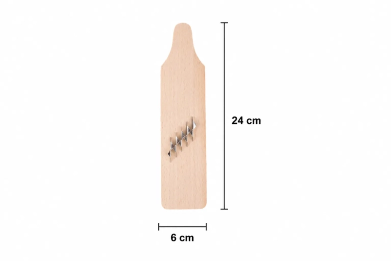 Tarka do cebuli – widok z wymiarami: wysokość 24 cm, szerokość 6 cm, z widocznymi ostrzami.