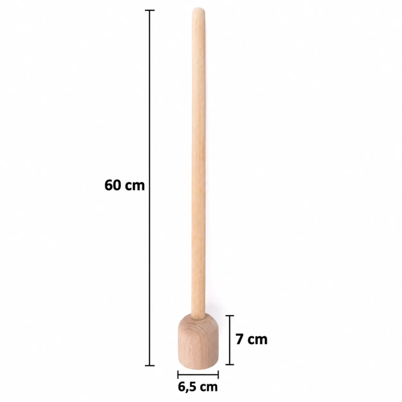 Wymiary drewnianego tłuczka do kapusty: długość całkowita 60 cm, wysokość główki 7 cm i średnica główki 6,5 cm.